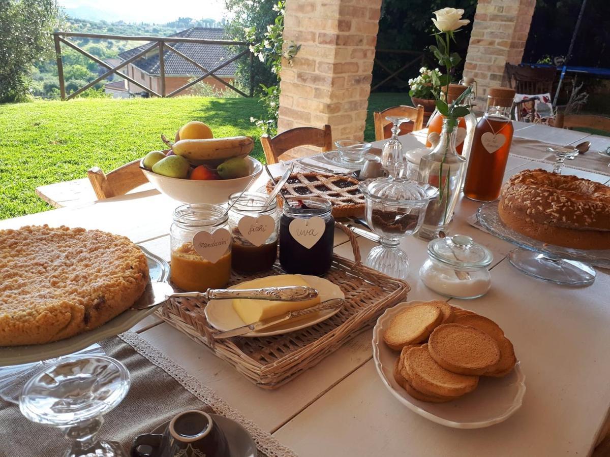 B&B L'Usignolo Асколи-Пичено Экстерьер фото